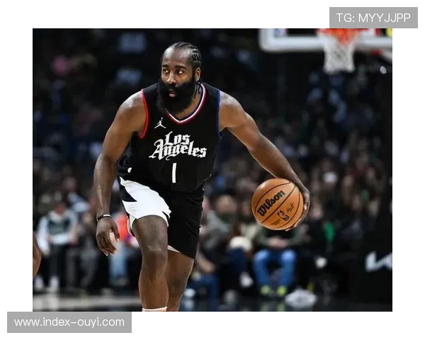 哈登谈连败：更衣室保持信心，专注防守改进